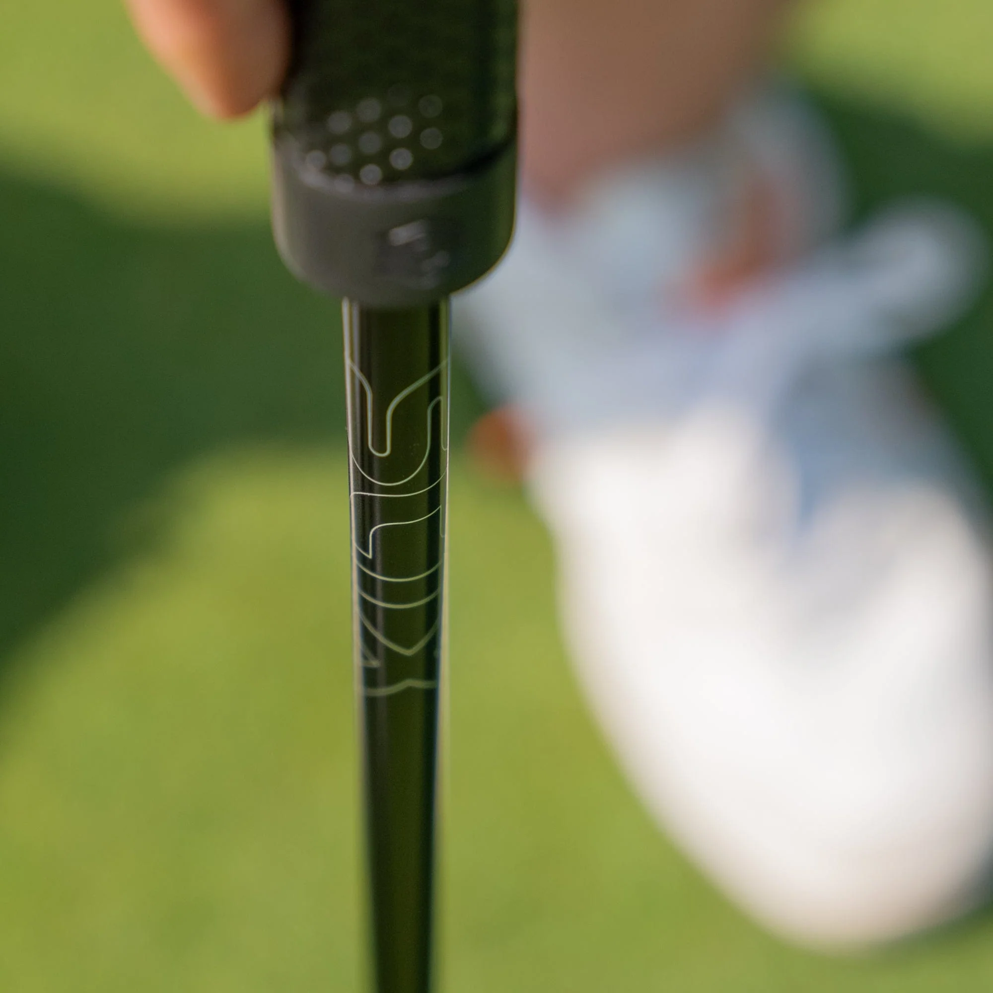 Compete Blade Putter - Image 8